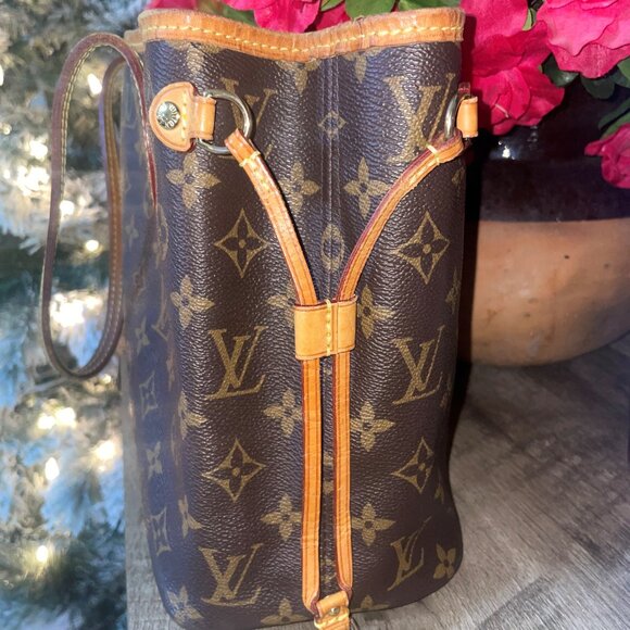 Louis Vuitton Monogram Neverfull PM Tote - Picture 3 of 4